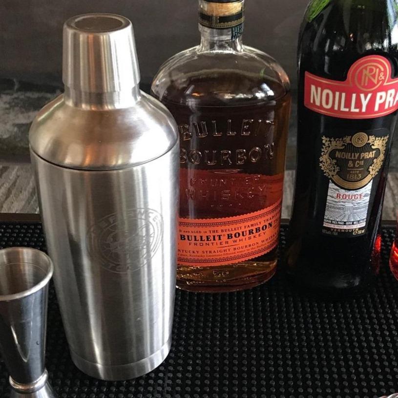 cocktail shaker/strainer, ss - Whisk